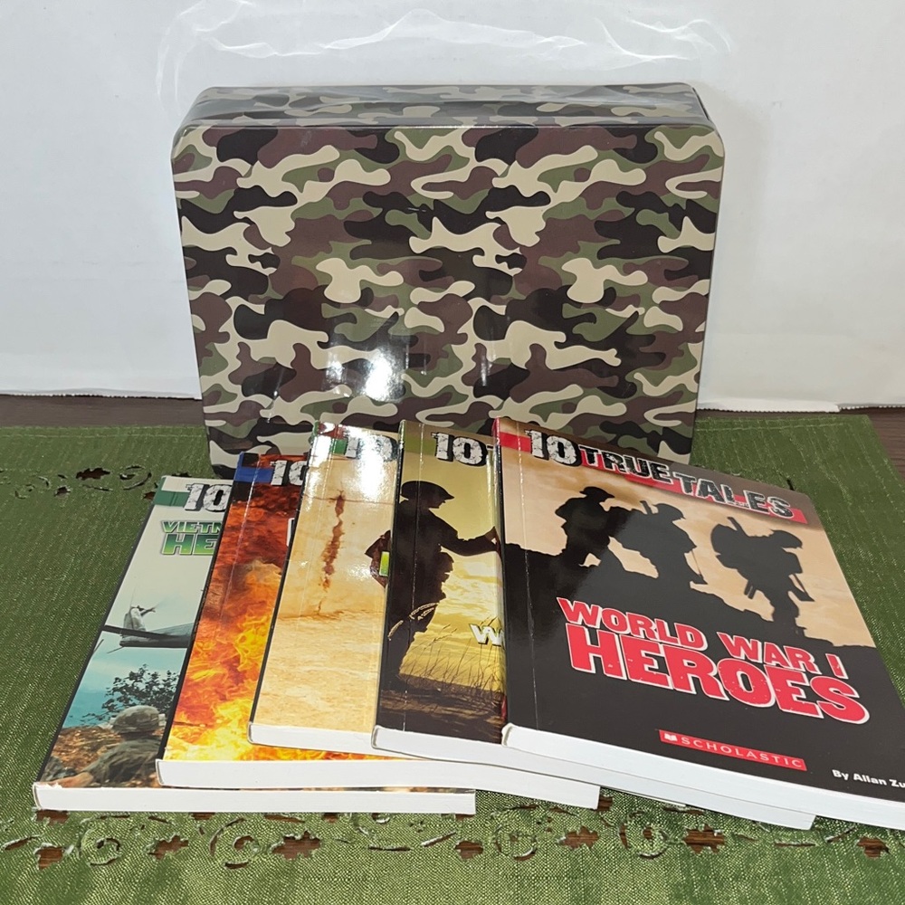 Camouflage Tin 5 Book Set with World War Heroes